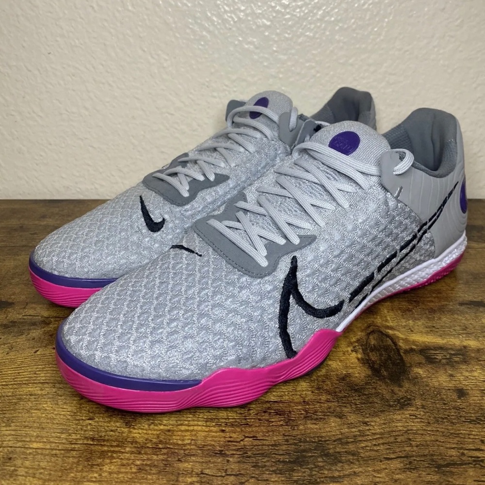 NIKE  REACT GATO INDOOR SOCCER CLEATS SMOKE GREY Size Men’s 6.5 W8 (CT0550-056)